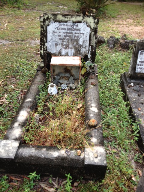 Lewis Solomon Grave Cooktown